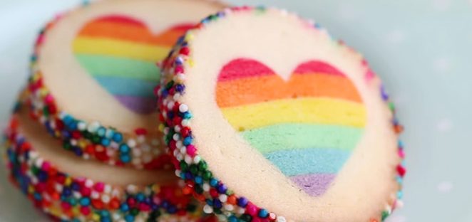 kjeks-regnbuehjerte